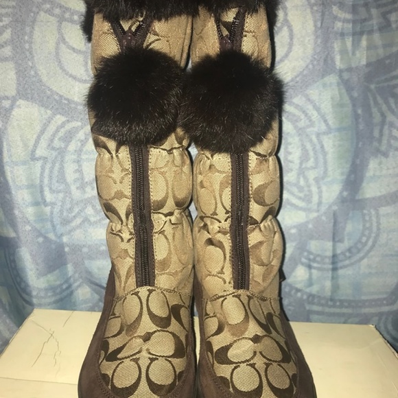 Coach Theona Sig. Rabbit Fur - Picture 4 of 6